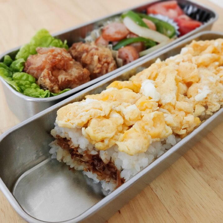 素朴な味わい✳おかかと炒り卵のお弁当